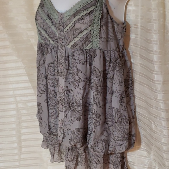 Grey Tank Top - Picture 4 of 10